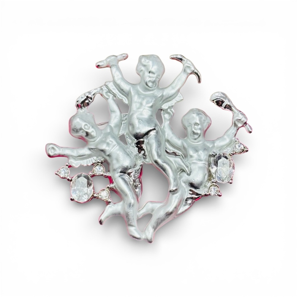 Vintage Silver Tone Cherub Brooch – Three Dancing Putti
